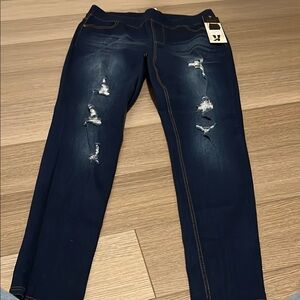 Women's Distressed Blue Jeggings
